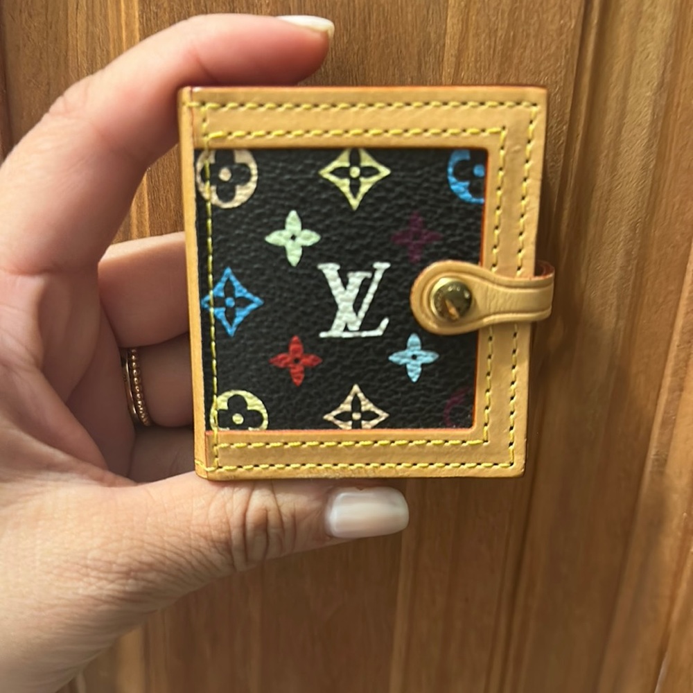 LV Photo wallet